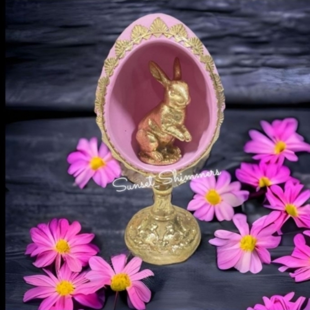 Faberge Style Pink & Gold Easter Bunny Diorama Egg Pedestal Figure Decor New